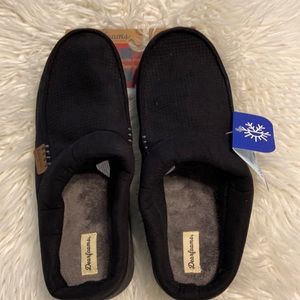 Dearfoams Slippers for Man size XL brand new please see all photos black color